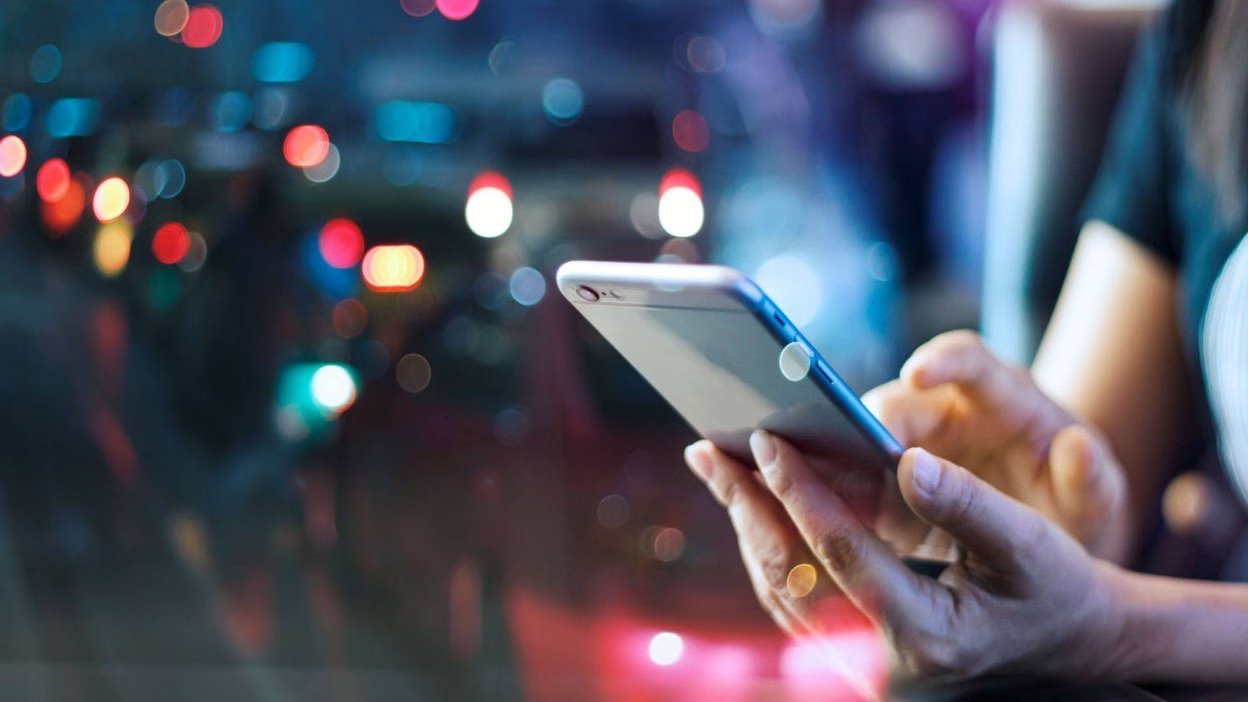 मोबाइल एप परिचय के बाद युवती ने साथियों संग युवक पर जबरन शादी का बनाया दबाव, तीन पर मुकदमा